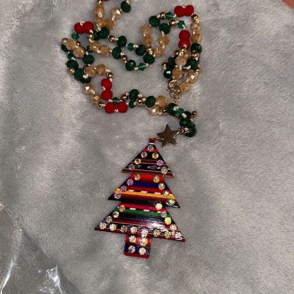 Christmas Tree Serape Bead Necklace - Picture 2 of 4